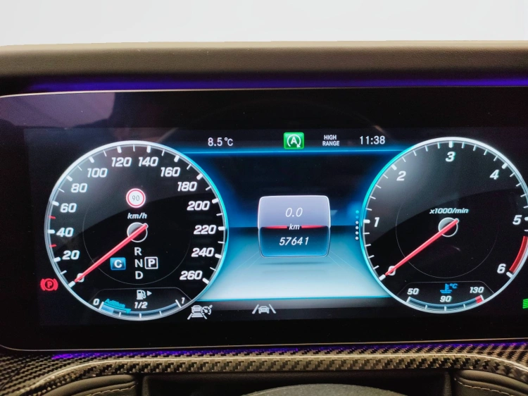 18 - Mercedes-Benz Classe G 400 d AMG Line 330cv auto