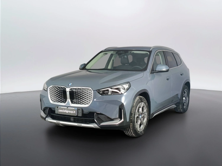1 - BMW iX1 iX1 edrive 20 X-Line