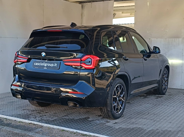 4 - BMW X3 X3 xdrive20d mhev 48V Msport auto