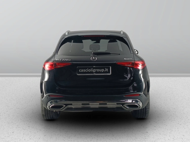 5 - Mercedes-Benz GLC 220 d AMG Premium Plus 4matic auto