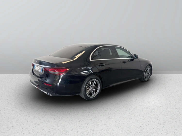 6 - Mercedes-Benz Classe E 300 de phev (eq-power) Premium auto my20