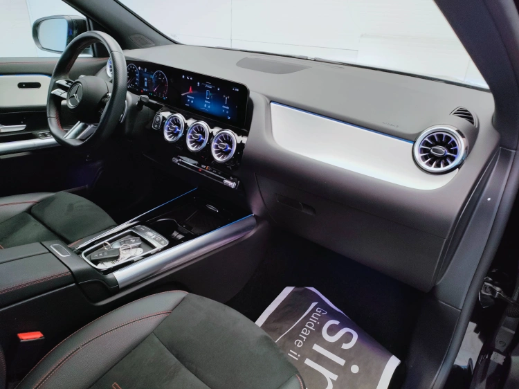 11 - Mercedes-Benz GLA 200 d AMG Line Advanced Plus 4matic auto