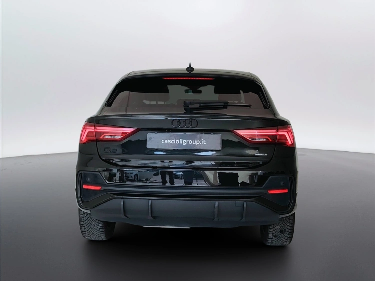6 - Audi Q3 Q3 Sportback 35 2.0 tdi S line edition quattro s-tronic