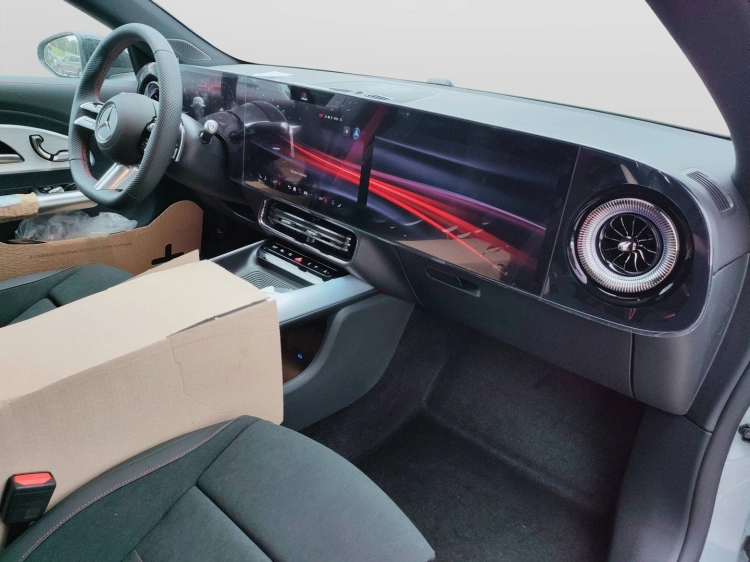 12 - Mercedes-Benz CLA 220 4MATIC Shooting Brake