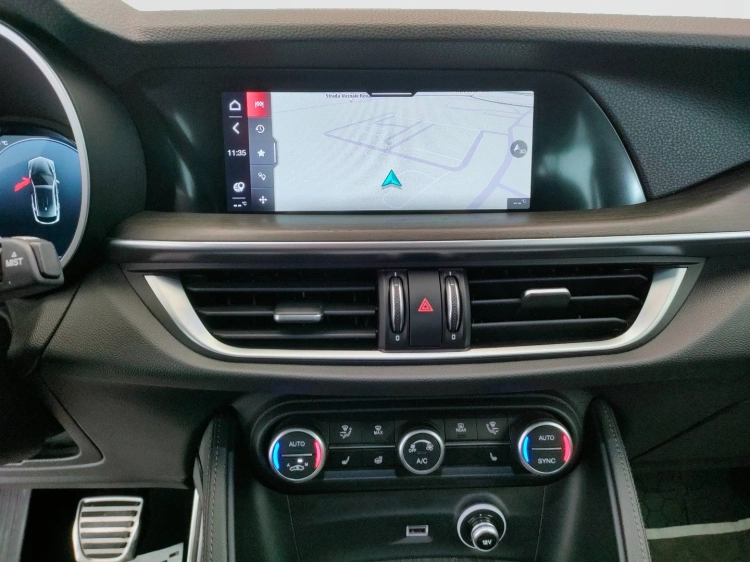 17 - Alfa romeo Stelvio Stelvio 2.2 t Ti rwd 160cv auto