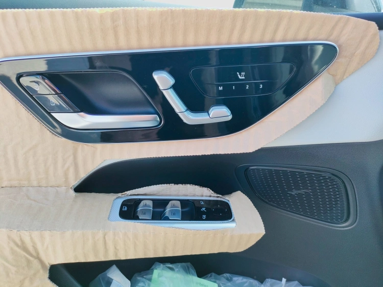 10 - Mercedes-Benz GLC 220 d 4MATIC