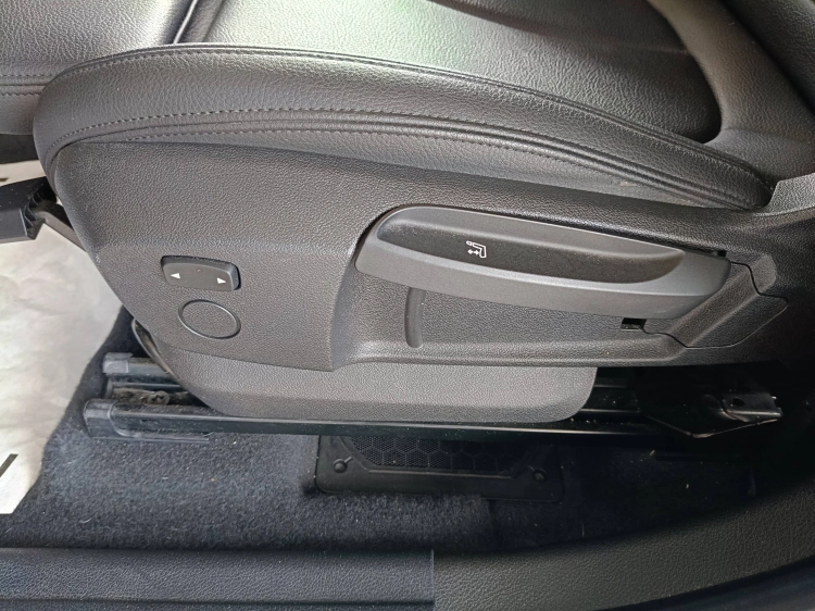 21 - BMW Serie 2 216d Active Tourer Sport auto