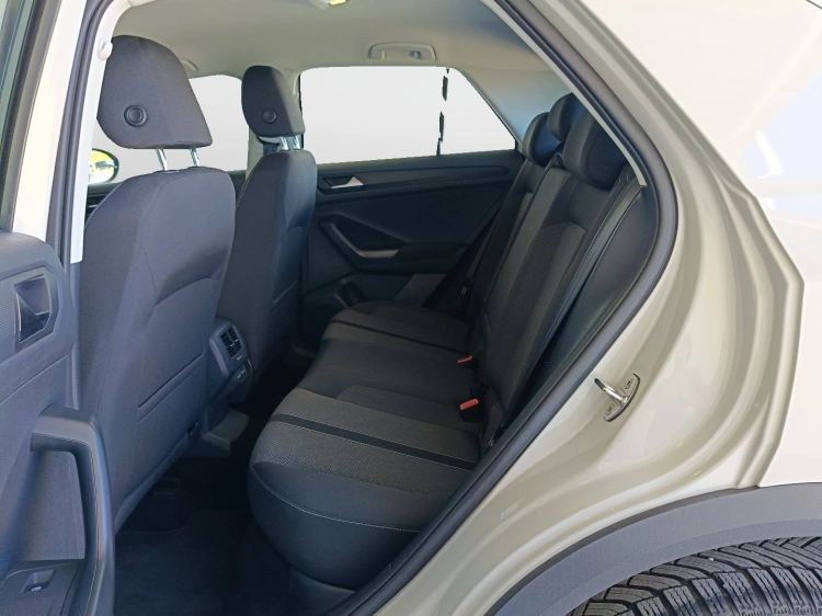9 - Volkswagen T T-Roc 2.0 tdi Life 115cv