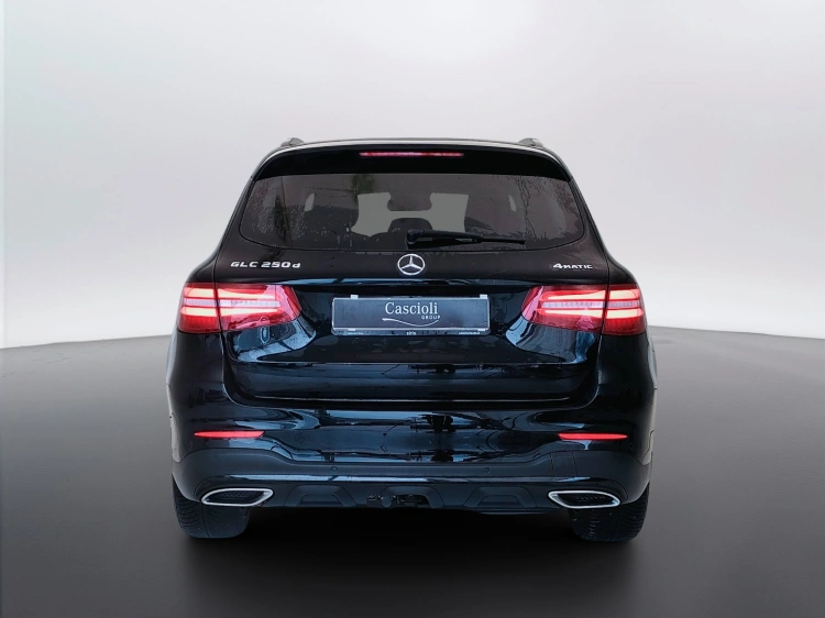 6 - Mercedes-Benz GLC 250 d Night Edition 4matic auto