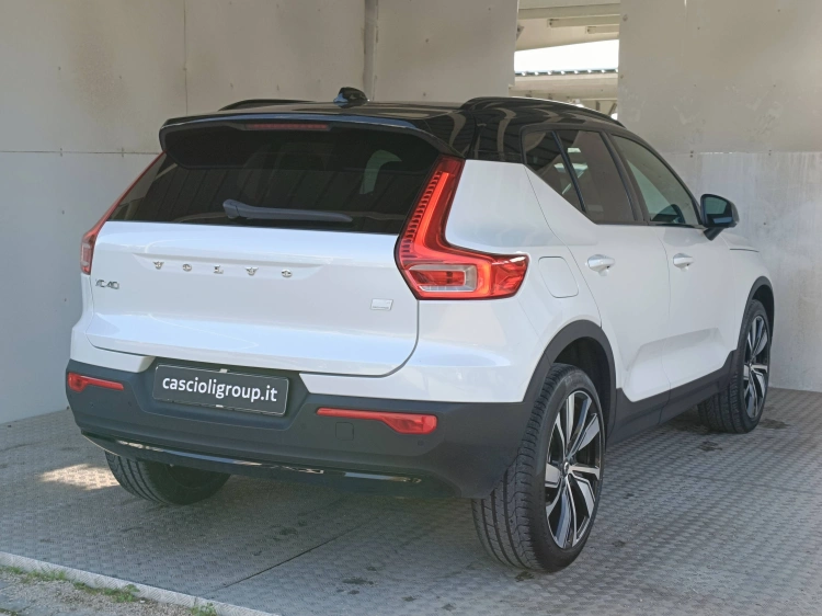 4 - Volvo XC40 XC40 1.5 t4 phev R-design auto my21