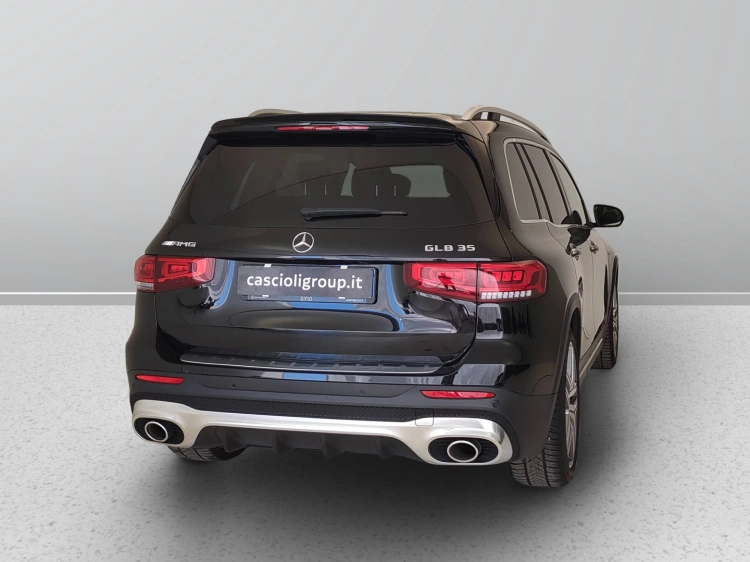 6 - Mercedes AMG GLB GLB AMG 35 4matic auto