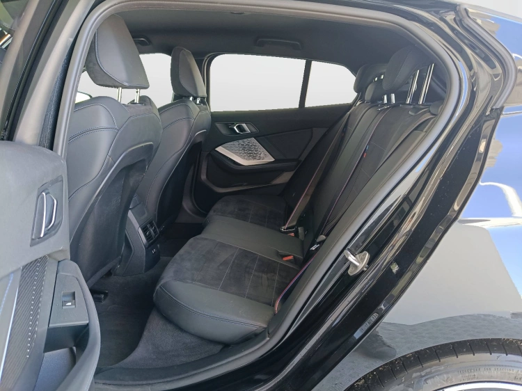 9 - BMW Serie 1 118d MSport Pro auto
