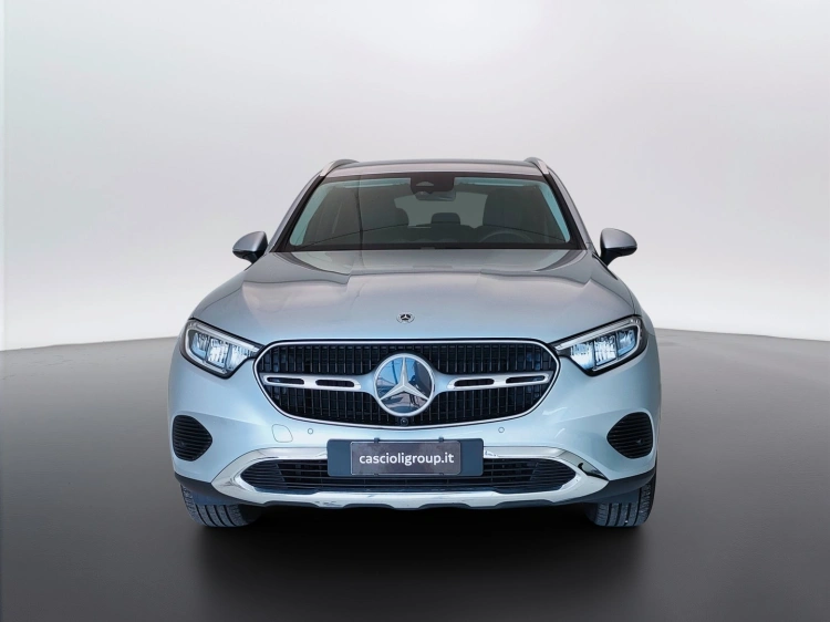 2 - Mercedes-Benz GLC 200 d Advanced 4matic auto