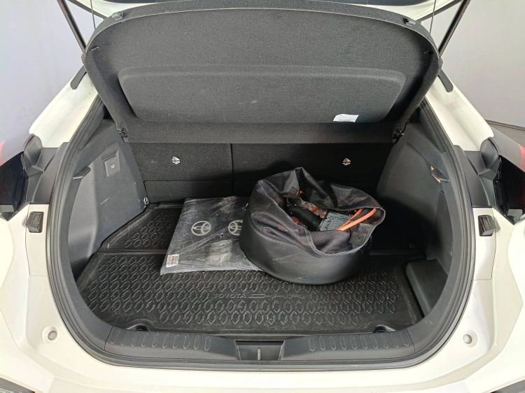 19 - Toyota C-HR C-HR 2.0 phev Trend eco fwd e-cvt