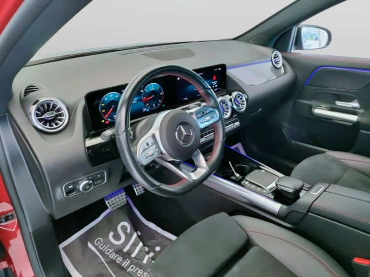 15 - Mercedes-Benz GLA 200 d Premium 4matic auto