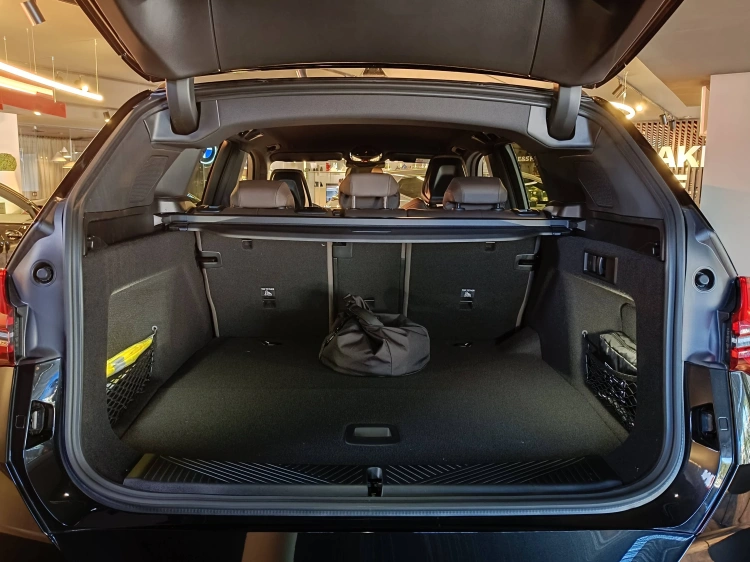 16 - BMW X3 BMW X3 30e xDrive