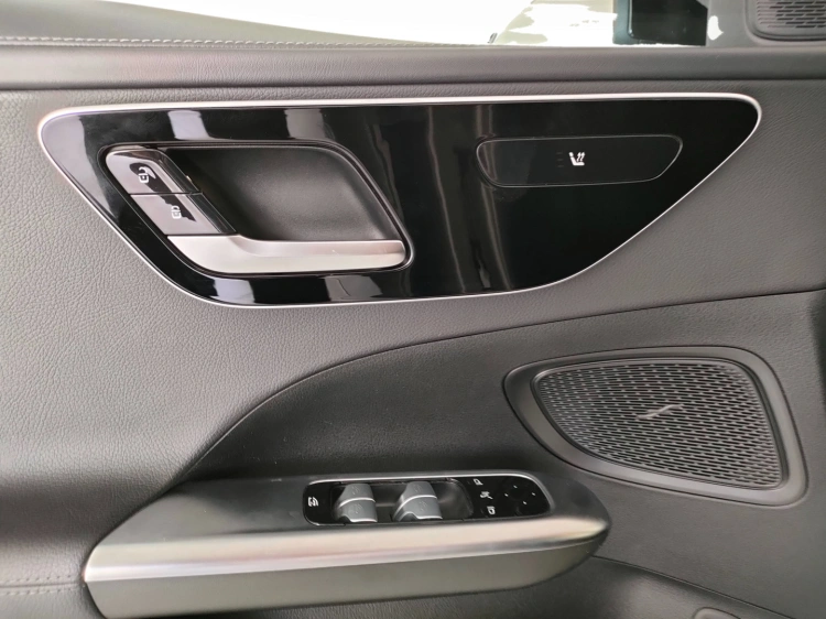 13 - Mercedes-Benz Classe C SW 300 d mhev Premium auto