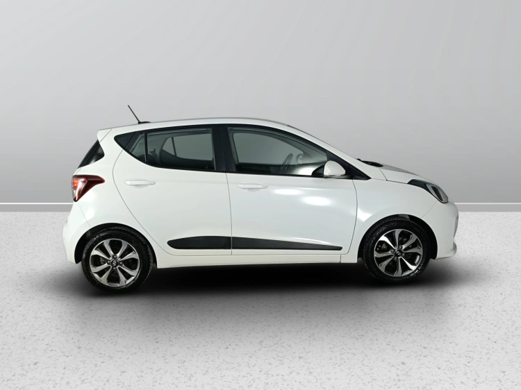 3 - Hyundai i10 i10 1.0 Prime