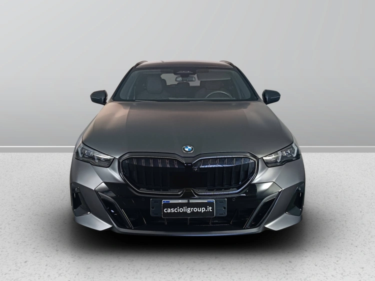 2 - BMW Serie 5 520d Touring 48V xdrive MSport Pro auto