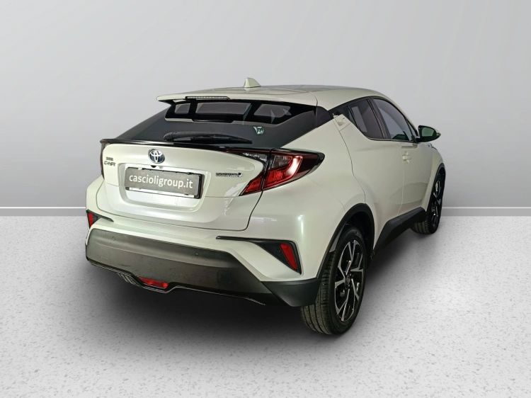 4 - Toyota C-HR C-HR 1.8h Trend e-cvt