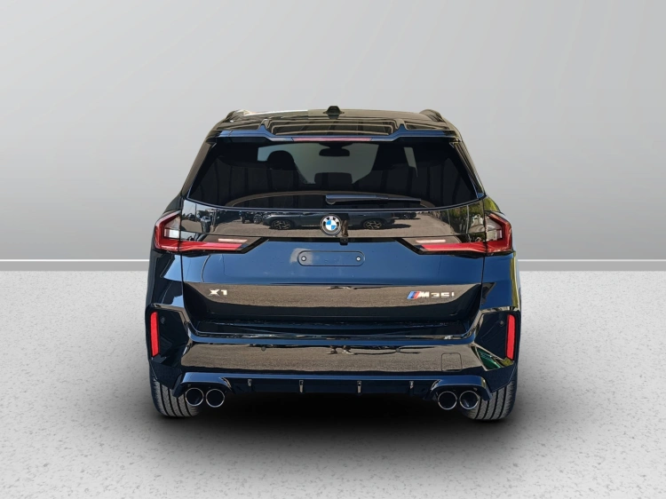 4 - BMW X1 M BMW X1 M35i xDrive