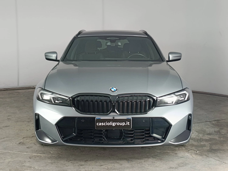 2 - BMW Serie 3 320d Touring mhev 48V Msport xdrive auto
