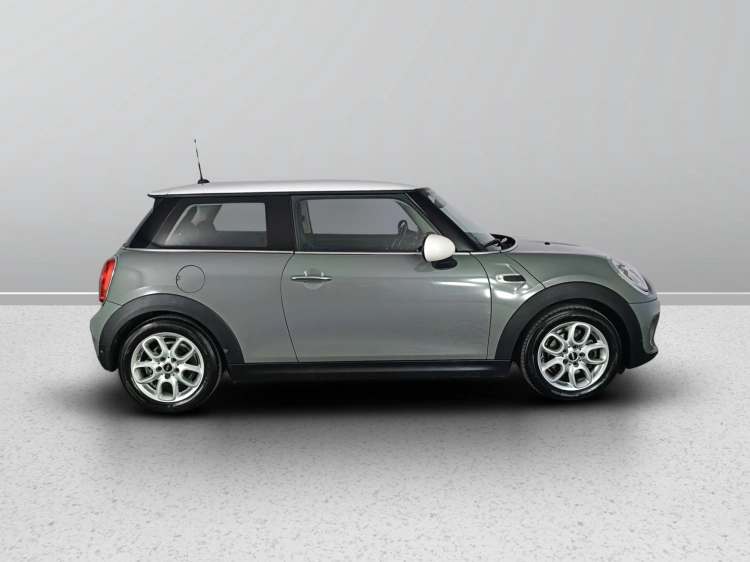 6 - MINI Cooper Mini 1.5 Cooper D 3p