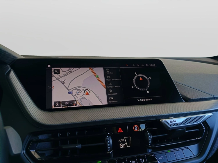 13 - BMW Serie 1 118d Msport auto
