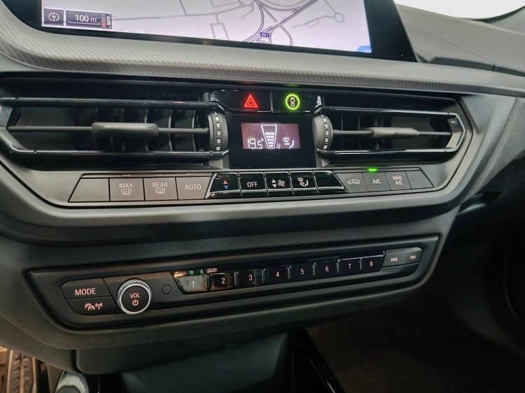 16 - BMW Serie 1 116d Msport auto