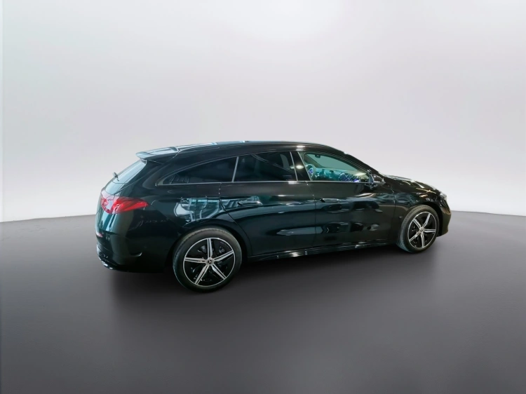 3 - Mercedes-Benz CLA 250+ Shooting Brake con tecnologia EQ