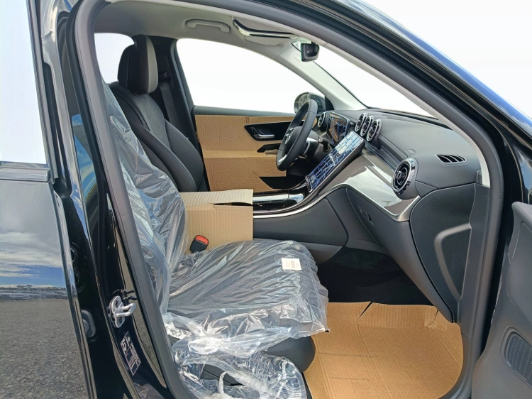 11 - Mercedes-Benz GLC 220 d 4MATIC