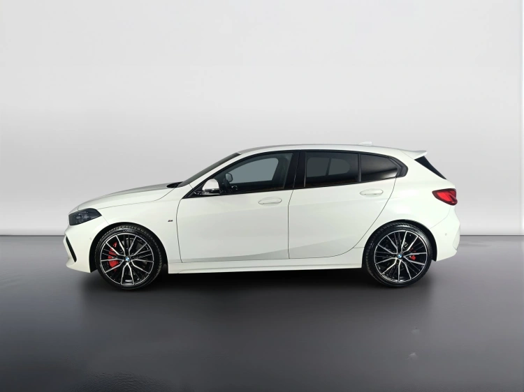 6 - BMW Serie 1 118d Msport auto