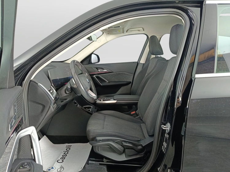 8 - BMW X1 X1 sdrive18d auto