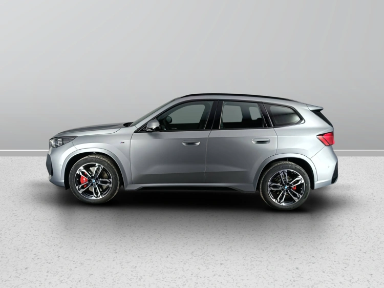 6 - BMW X1 X1 xdrive23d mhev 48V MSport Pro auto