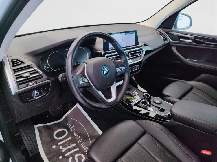 16 - BMW X3 X3 xdrive30e auto