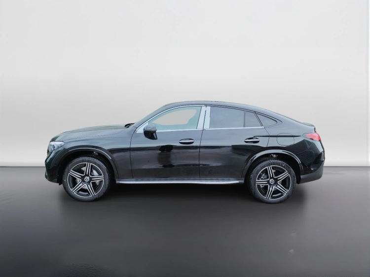 3 - Mercedes-Benz GLC 300 de 4Matic Plug-in Hybrid Coupe