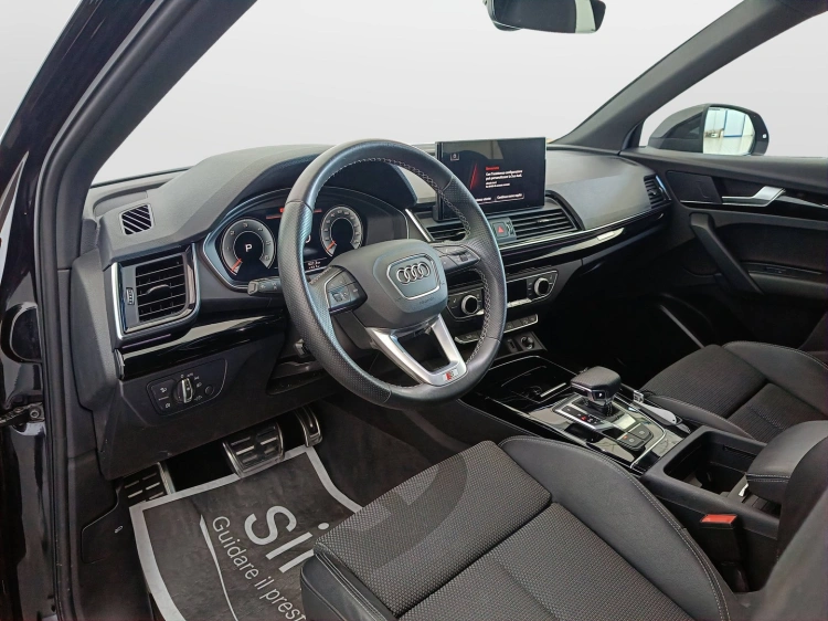 7 - Audi Q5 Q5 Sportback 40 2.0 tdi mhev 12V Identity Black quattro s-tr