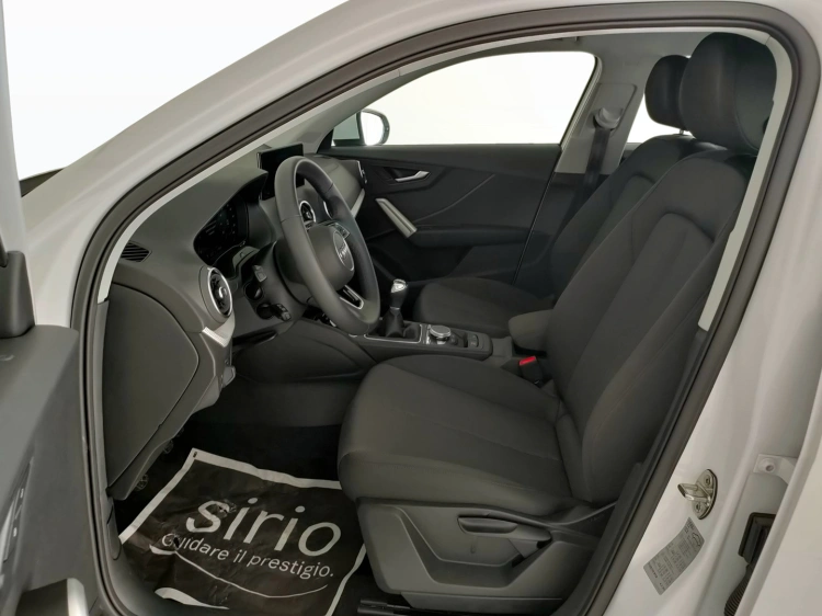 12 - Audi Q2 Q2 30 2.0 tdi S line edition