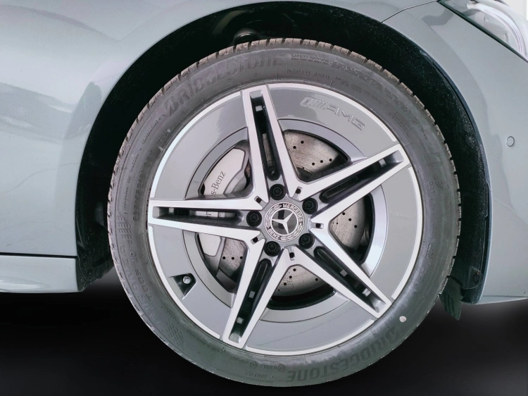 10 - Mercedes-Benz Classe C 220 d mhev AMG Line Advanced 4matic 200cv auto