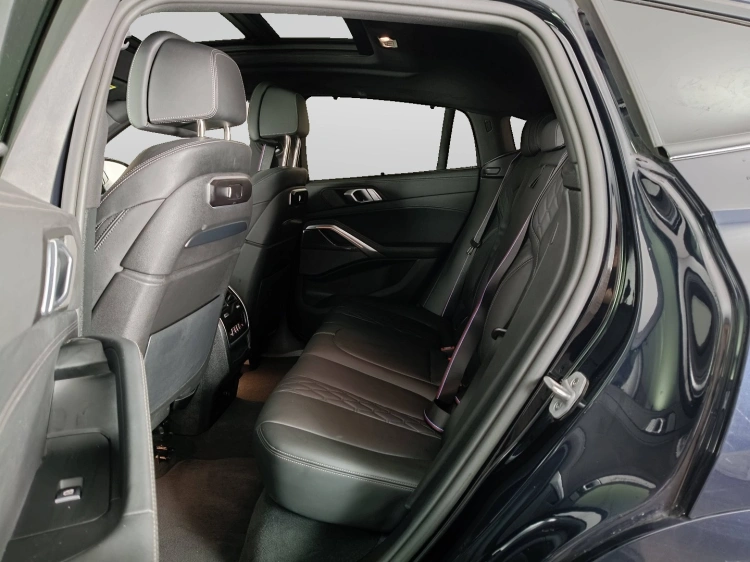 9 - BMW X6 X6 xdrive30d MSport Pro auto