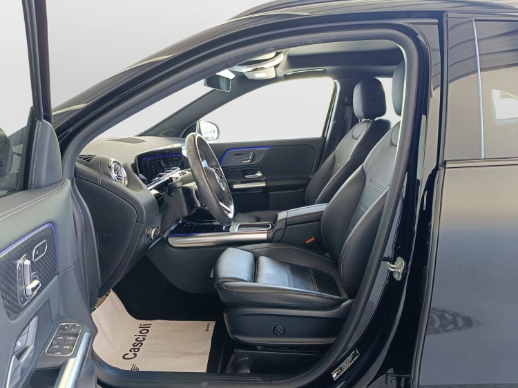 8 - Mercedes-Benz GLA 200 d AMG Line Advanced Plus 4matic auto