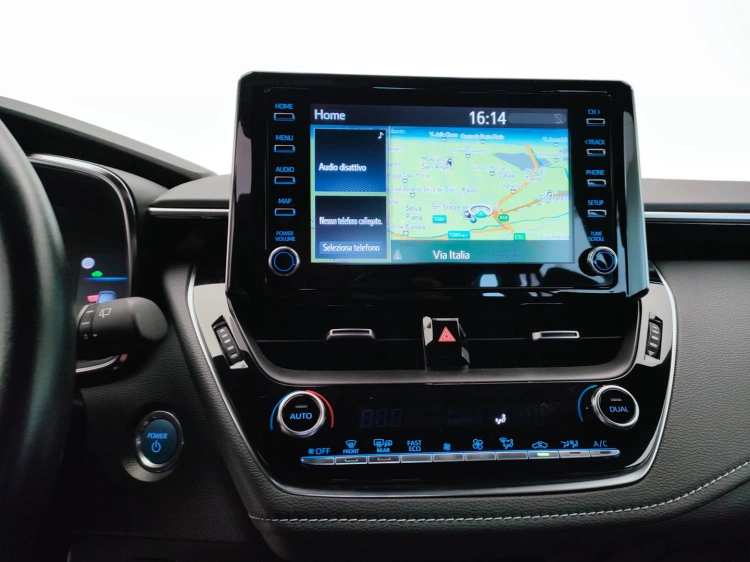 11 - Toyota Corolla Corolla Touring Sports 1.8h Business Tech cvt