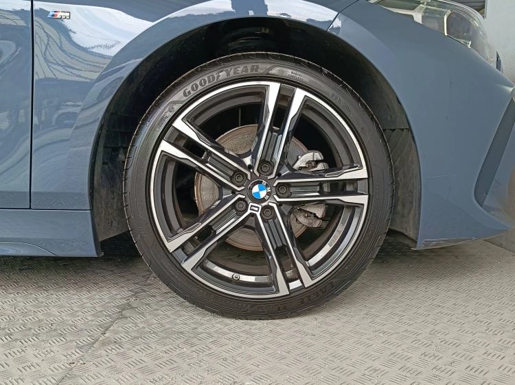 15 - BMW Serie 1 118d Msport auto