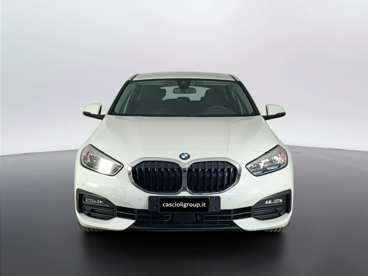 2 - BMW Serie 1 118d 5 Porte