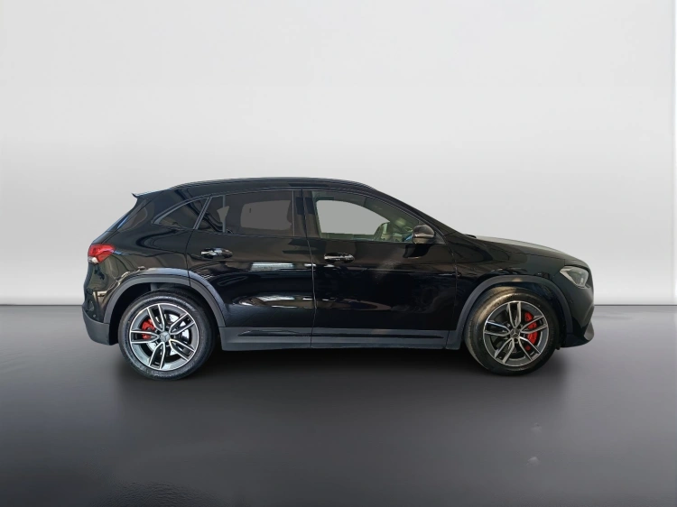 3 - Mercedes AMG GLA GLA 35 AMG 4matic auto