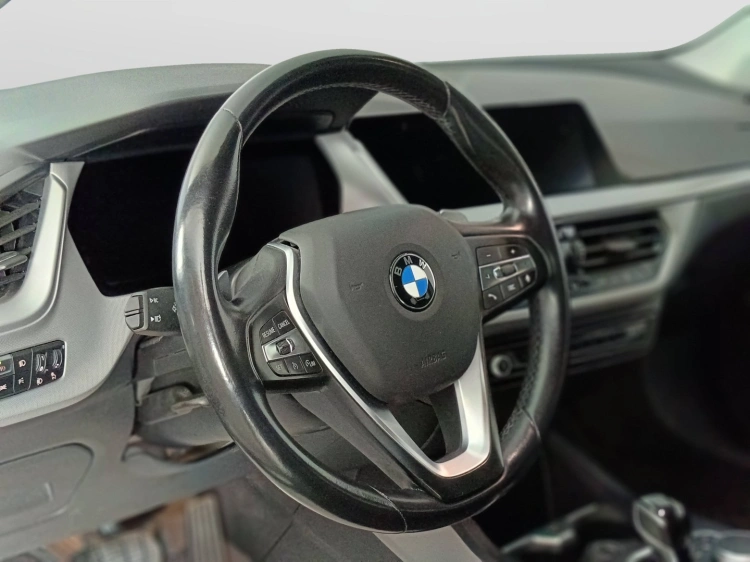 17 - BMW Serie 1 