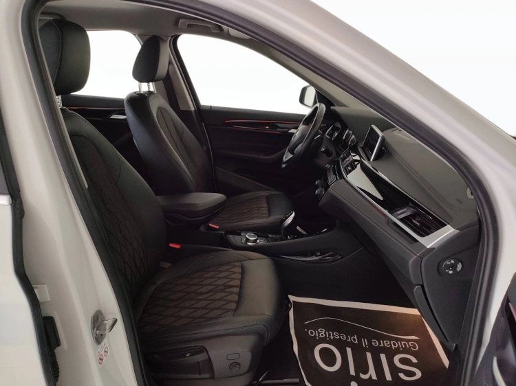 9 - BMW X1 X1 sdrive18d xLine Plus auto