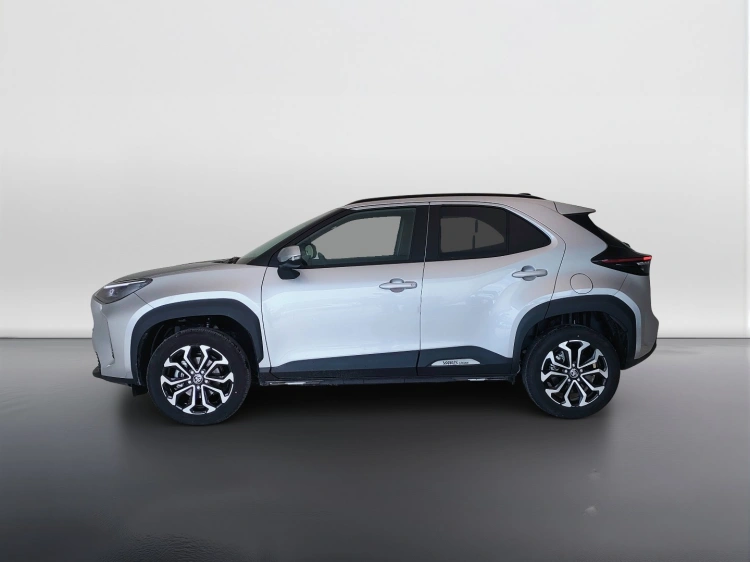 8 - Toyota YARIS CROSS YARIS CROSS 115 FWD TRD MY26