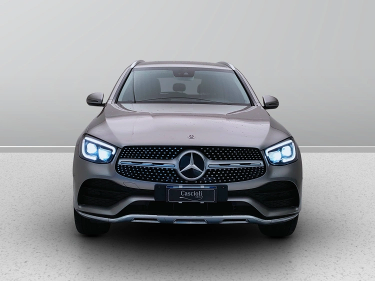 2 - Mercedes-Benz GLC 220 d Premium 4matic auto