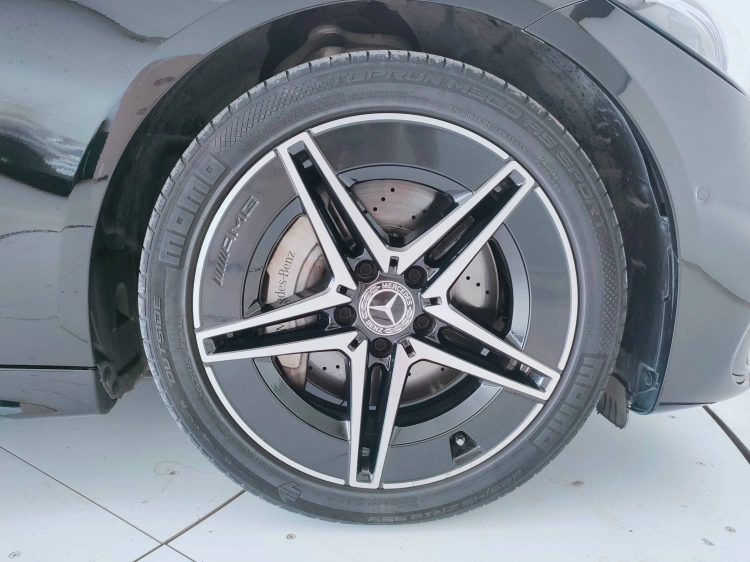 10 - Mercedes-Benz Classe C 220 d mhev Premium auto